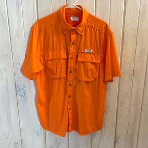 Orange Gander Mountain short sleeve fishing shirt. Size L. Small little hole.